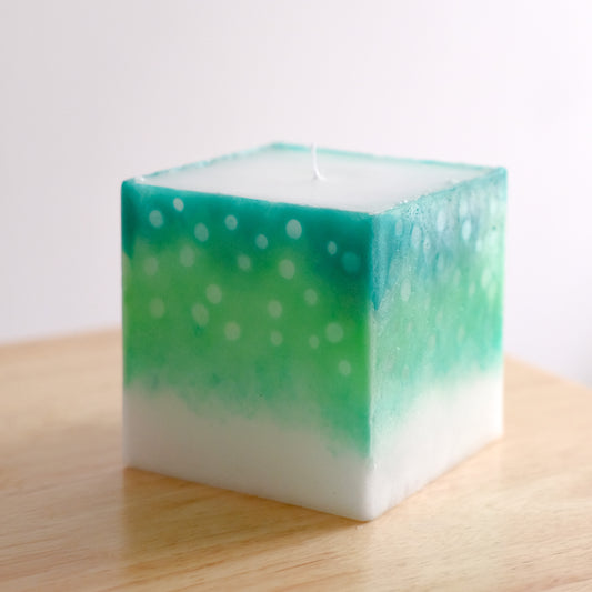 Draw By Ballare - AWA－漸層顏色中加入可愛的泡泡，點燃時於泡泡位置透出燭光